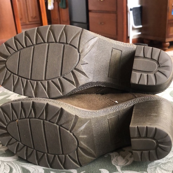 Tan White Mountain Joker Booties - Picture 6 of 9